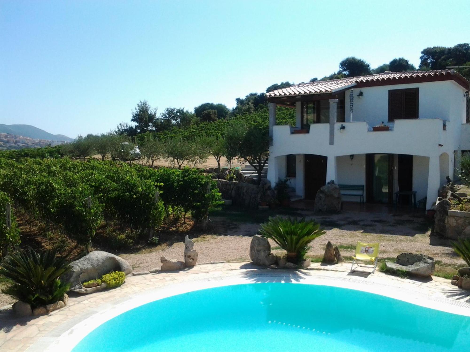 Agriturismo B&B Domo De Resteblas Berchidda Kültér fotó