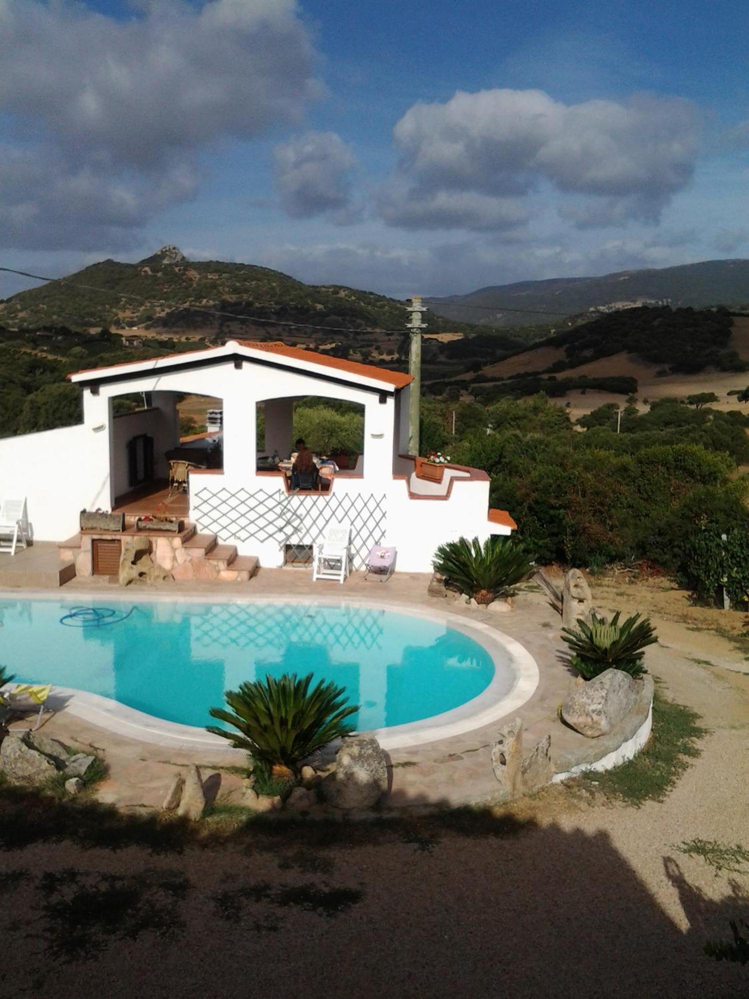 Agriturismo B&B Domo De Resteblas Berchidda Kültér fotó