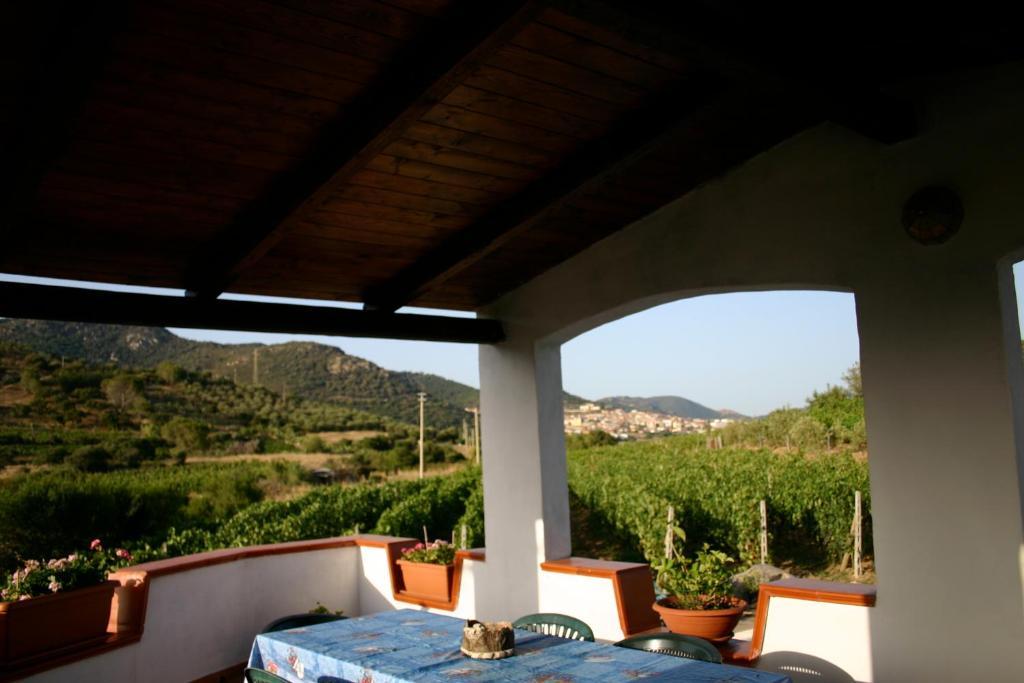 Agriturismo B&B Domo De Resteblas Berchidda Kültér fotó